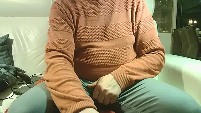 Snapshot of Buggemann chatting on March 2026 07:47:02 PM Buggemann online show from March 2026 07:47:02 PM