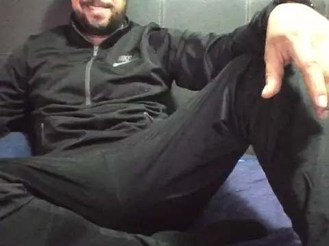 Sergiomachine69 online show from May 2026 05:14:02 AM