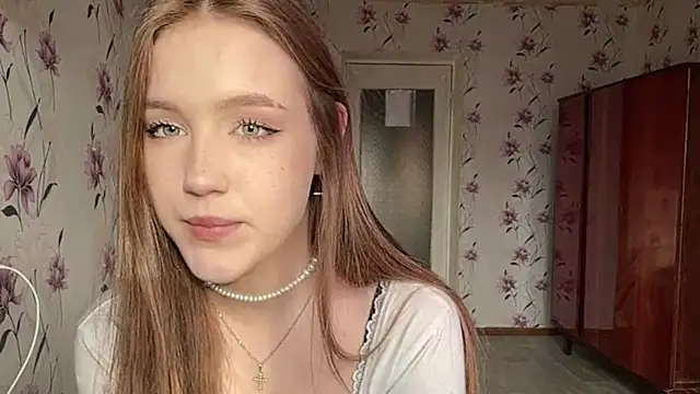 Snapshot of AnnaWasp chatting on April 2026 05:16:01 AM AnnaWasp online show from April 2026 05:16:01 AM