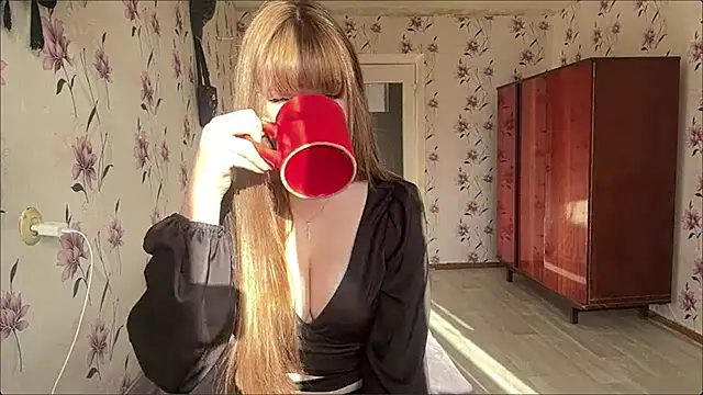 Snapshot of AnnaWasp chatting on April 2026 05:34:01 AM AnnaWasp online show from April 2026 05:34:01 AM