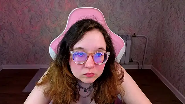 Snapshot of Aleks-caster chatting on March 2026 09:32:02 AM Aleks-caster online show from March 2026 09:32:02 AM