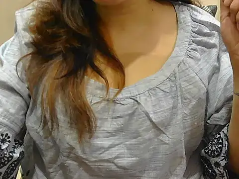 Snapshot of spicy_Zara chatting on April 2026 04:12:01 PM spicy Zara online show from April 2026 04:12:01 PM