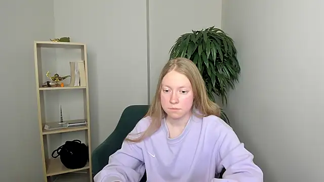 Snapshot of LashandaDevoto chatting on March 2026 09:04:01 AM LashandaDevoto online show from March 2026 09:04:01 AM