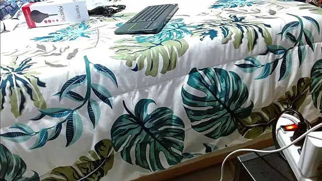 chrisramosv online show from April 2026 11:22:02 PM