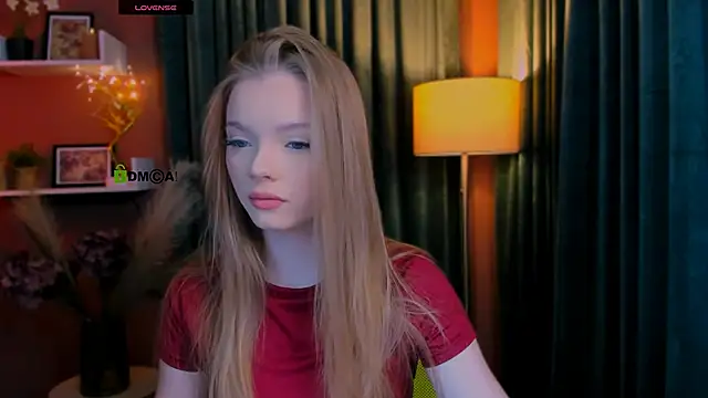 Snapshot of maddy_moah chatting on May 2026 05:25:01 AM maddy moah online show from May 2026 05:25:01 AM