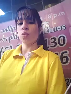 Snapshot of SabrinaWarren_ chatting on March 2026 04:27:01 AM SabrinaWarren online show from March 2026 04:27:01 AM