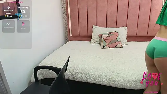 Abril Fox   online show from March 2026 08:14:01 PM