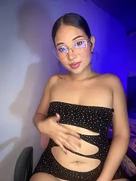 iamkyliewest online show from March 2026 08:19:01 AM