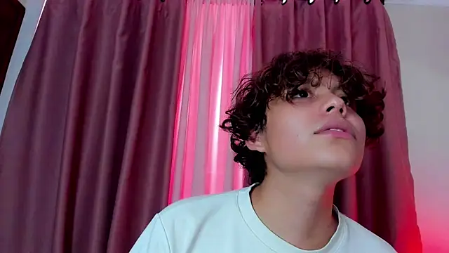 Snapshot of chico_medusa chatting on March 2026 07:42:02 PM chico medusa online show from March 2026 07:42:02 PM