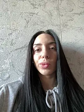 MishellKins online show from March 2026 01:14:02 PM