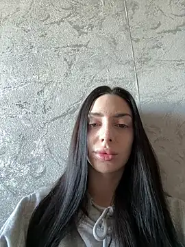 MishellKins online show from March 2026 12:09:01 PM