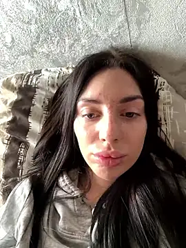 MishellKins online show from April 2026 10:01:02 AM