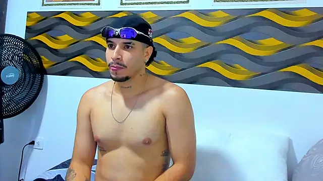 Leon Hotx online show from March 2026 06:40:01 PM