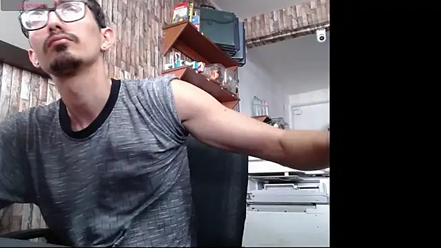 Snapshot of jhosuamoore chatting on March 2026 06:58:02 PM jhosuamoore online show from March 2026 06:58:02 PM