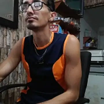 Snapshot of jhosuamoore chatting on April 2026 12:14:02 PM jhosuamoore online show from April 2026 12:14:02 PM