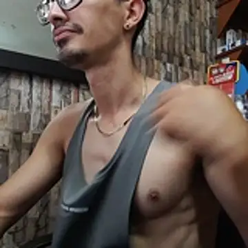 Snapshot of jhosuamoore chatting on April 2026 12:57:01 PM jhosuamoore online show from April 2026 12:57:01 PM