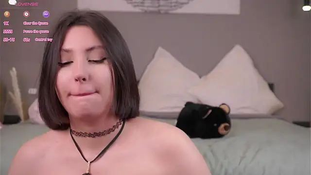 Snapshot of cutexe1to chatting on April 2026 04:51:01 AM cutexe1to online show from April 2026 04:51:01 AM