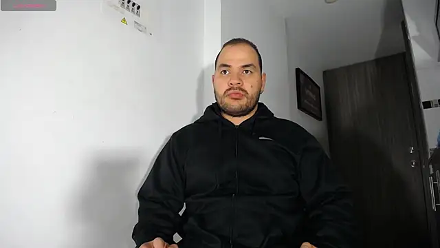 Snapshot of Axel_Dominus chatting on June 2026 10:02:01 AM Axel Dominus online show from June 2026 10:02:01 AM