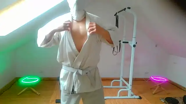 Snapshot of NinjaLaser chatting on April 2026 11:08:02 AM NinjaLaser online show from April 2026 11:08:02 AM