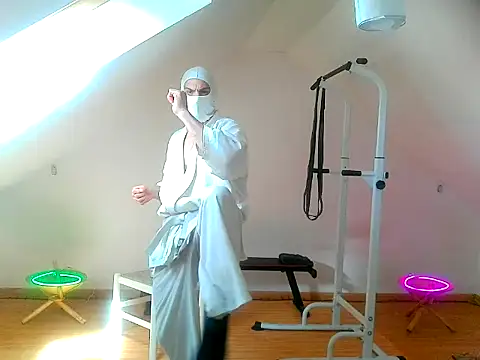 Snapshot of NinjaLaser chatting on April 2026 11:26:02 AM NinjaLaser online show from April 2026 11:26:02 AM