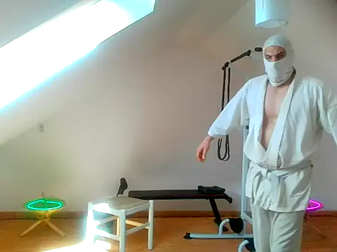 Snapshot of NinjaLaser chatting on April 2026 11:27:01 AM NinjaLaser online show from April 2026 11:27:01 AM