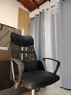 Oliver bigblack cock online show from May 2026 06:05:01 PM