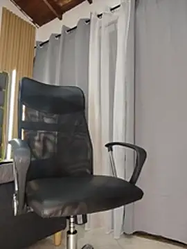 Oliver bigblack cock online show from May 2026 06:27:01 PM