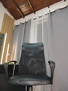 Oliver bigblack cock online show from May 2026 07:08:02 PM