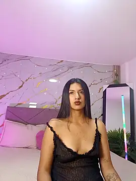 Snapshot of FiorellaLan chatting on April 2026 07:40:02 PM FiorellaLan online show from April 2026 07:40:02 PM