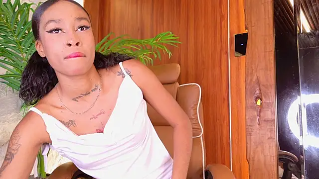 Barbiie black online show from April 2026 04:04:02 PM