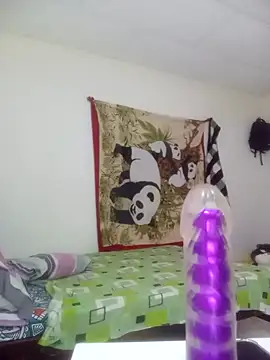 Snapshot of antonelared18 chatting on April 2026 02:06:01 AM antonelared18 online show from April 2026 02:06:01 AM