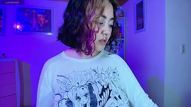 Snapshot of Nanachi_uwu chatting on April 2026 09:43:02 AM Nanachi uwu online show from April 2026 09:43:02 AM