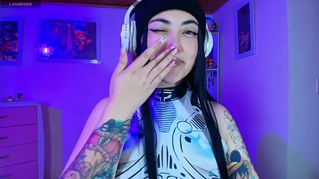 Snapshot of Nanachi_uwu chatting on April 2026 02:40:02 AM Nanachi uwu online show from April 2026 02:40:02 AM