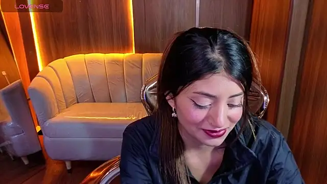 Lia queen tx online show from April 2026 03:07:02 AM