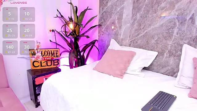 Megan Stein online show from April 2026 08:26:01 PM