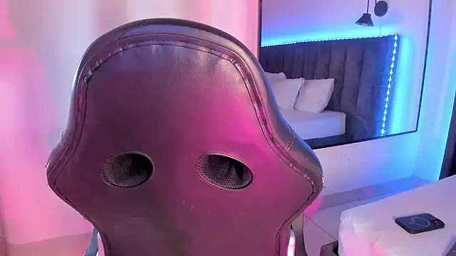 Snapshot of selena__smith1 chatting on March 2026 05:13:01 AM selena smith1 online show from March 2026 05:13:01 AM