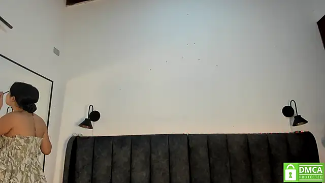 Snapshot of selena__smith1 chatting on April 2026 11:38:02 PM selena smith1 online show from April 2026 11:38:02 PM