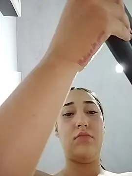 Snapshot of isabellaHill2 chatting on March 2026 04:05:01 AM isabellaHill2 online show from March 2026 04:05:01 AM