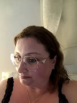 Snapshot of duotroublant chatting on March 2026 10:02:02 PM duotroublant online show from March 2026 10:02:02 PM