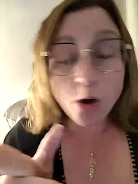Snapshot of duotroublant chatting on April 2026 09:12:02 PM duotroublant online show from April 2026 09:12:02 PM