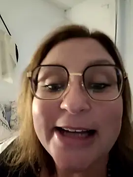 Snapshot of duotroublant chatting on April 2026 09:21:02 PM duotroublant online show from April 2026 09:21:02 PM