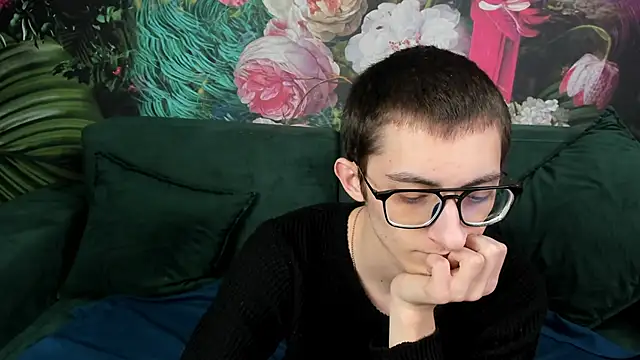 RonBevs online show from April 2026 07:51:02 PM