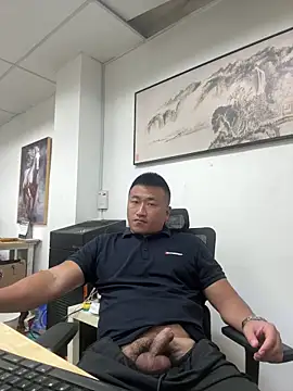 Snapshot of Cunzhangshibage02 chatting on April 2026 11:27:01 PM Cunzhangshibage02 online show from April 2026 11:27:01 PM