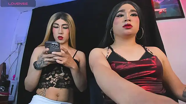 Snapshot of naughty_trans_dolls chatting on July 2026 11:28:01 PM naughty trans dolls online show from July 2026 11:28:01 PM
