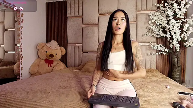 Zoe- -din online show from May 2026 03:35:02 AM