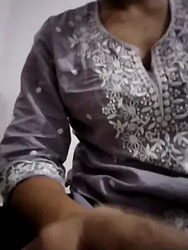 Snapshot of Tasty_Cherry chatting on April 2026 09:15:02 PM Tasty Cherry online show from April 2026 09:15:02 PM