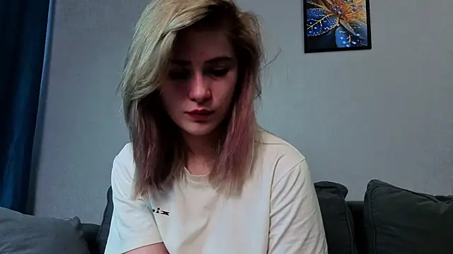Snapshot of ivygenesis chatting on June 2026 04:45:01 AM ivygenesis online show from June 2026 04:45:01 AM