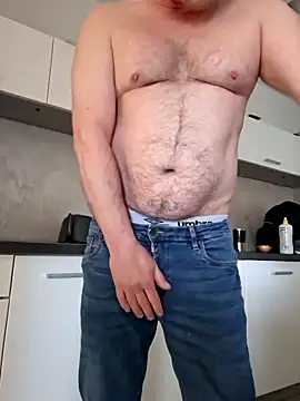 Snapshot of AgaiJa42 chatting on April 2026 01:16:01 PM AgaiJa42 online show from April 2026 01:16:01 PM