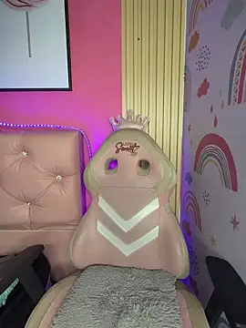 Dakota  LS online show from April 2026 01:06:02 PM