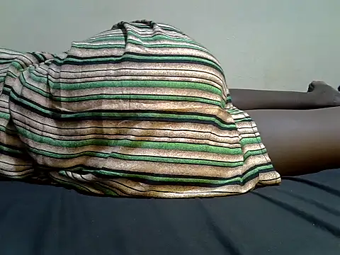 Snapshot of KendyQ_ chatting on April 2026 05:24:02 PM KendyQ online show from April 2026 05:24:02 PM